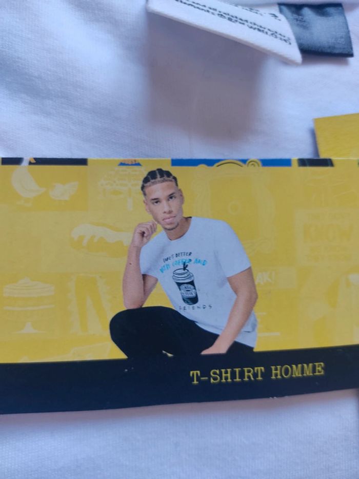 T-shirt homme blanc neuf Friends S Small coton - photo numéro 2