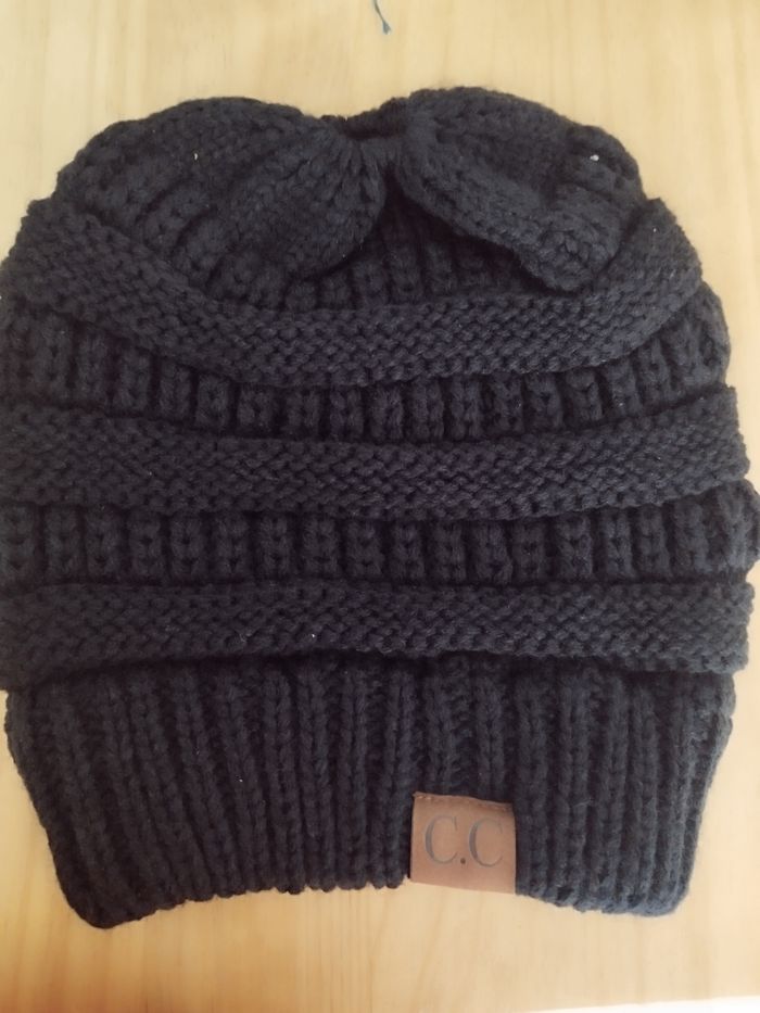 Sublime bonnet beige et noir - photo numéro 5