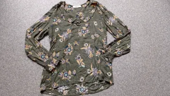 Promod blouse manches longues
Taille 36
Très bon état