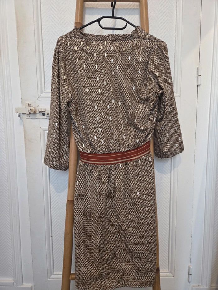 Robe légère et fluide marron - photo numéro 4