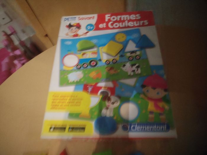 Jeu de formes et couleurs - photo numéro 4