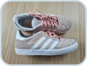 Basket Adidas Gazelle Femme Taille 35