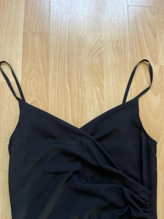 Robe noire H&M taille XS - photo numéro 3