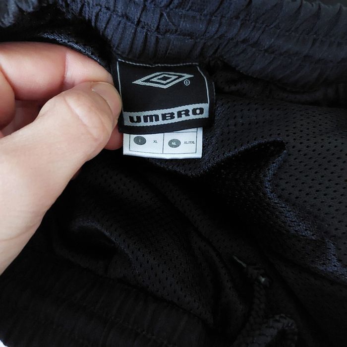 Superbe pant Umbro XL - photo numéro 4