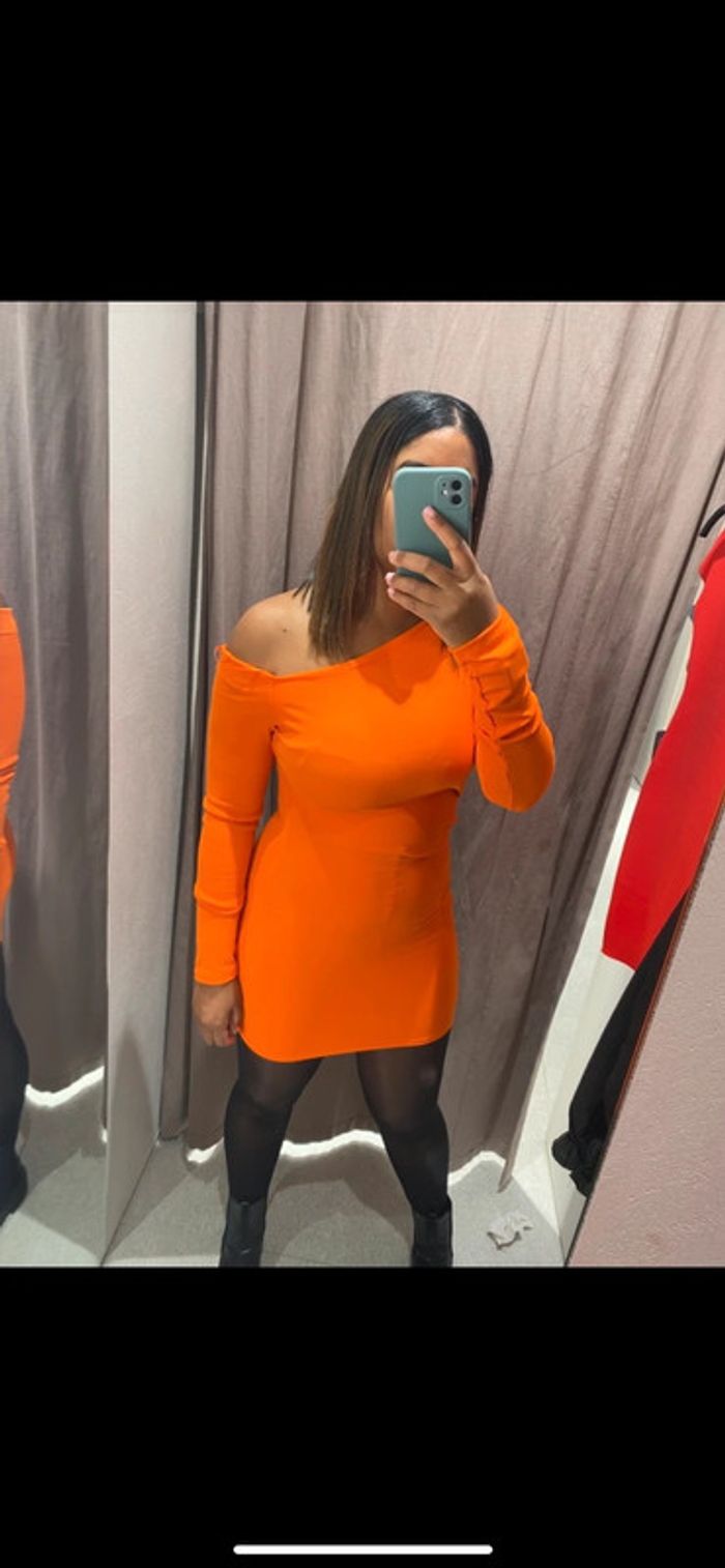 Robe asymétrique drapée - photo numéro 2