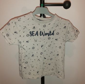 Tee-shirt enfant 4 ans – Gris comme neuf 👕