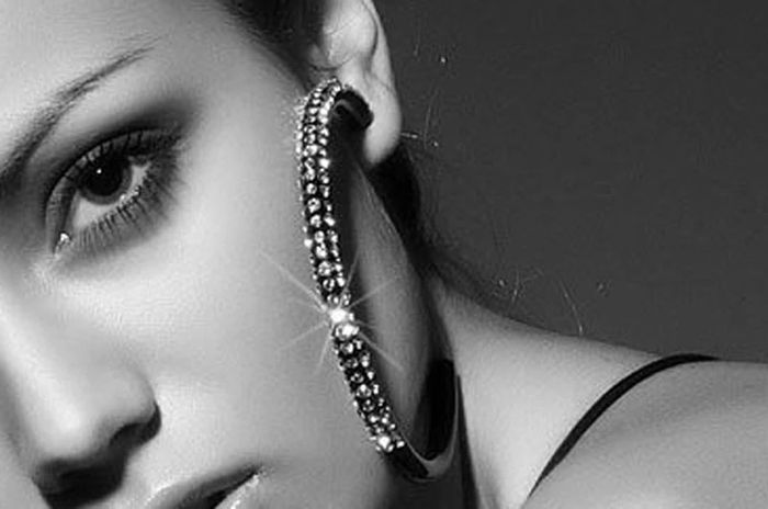 boucles d oreilles cristaluna ole mega noir en cristal acrylique swarovski neuf UGS :300 219 00 - photo numéro 4
