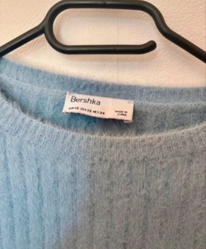 Pull bleu clair - photo numéro 2