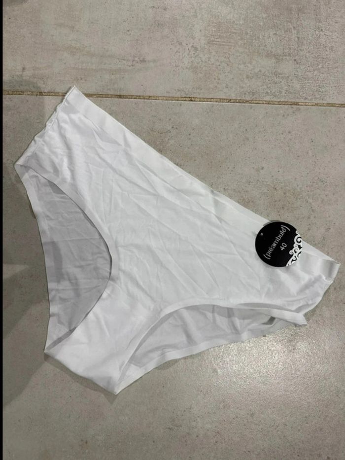 Culotte neuve