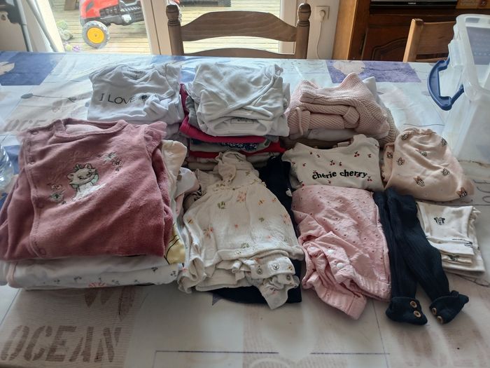 Lots vêtements 1 mois