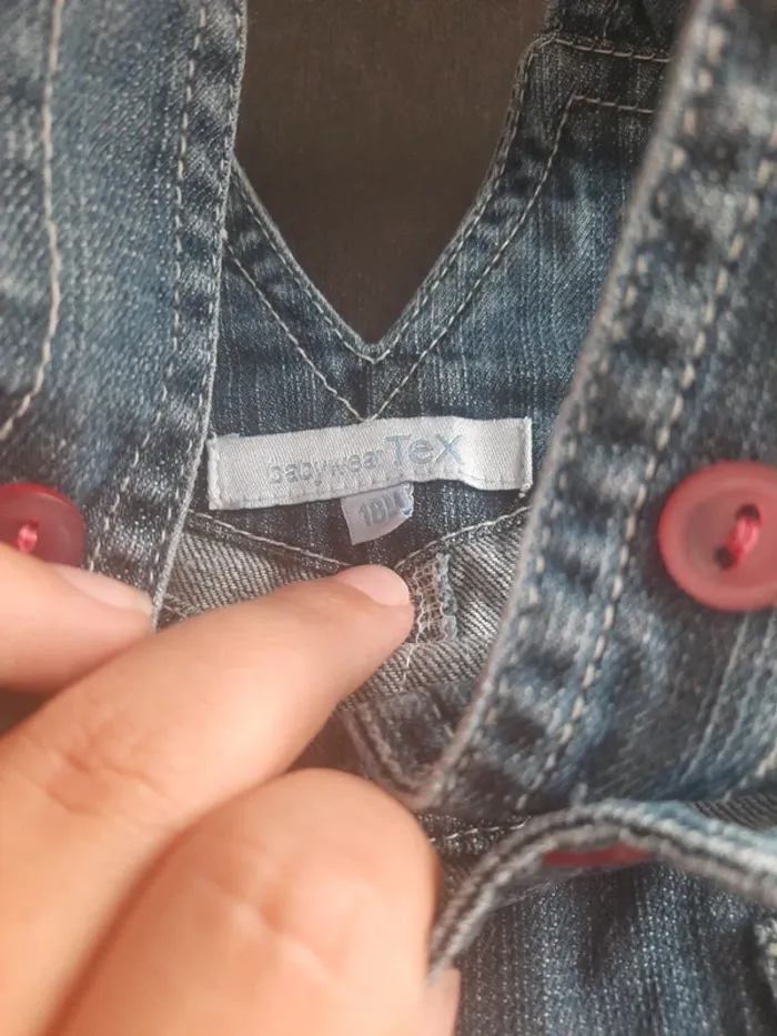 Robe en jean 18mois. - photo numéro 2