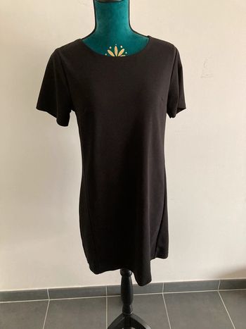 Robe noire taille 38/40