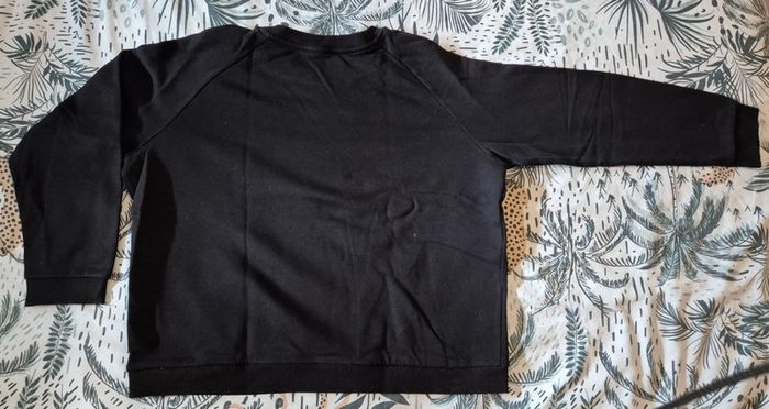 Pull noir - photo numéro 3