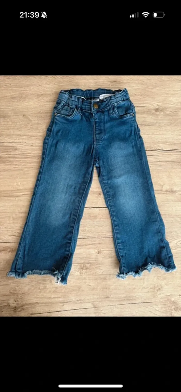 Jean bleu - photo numéro 2