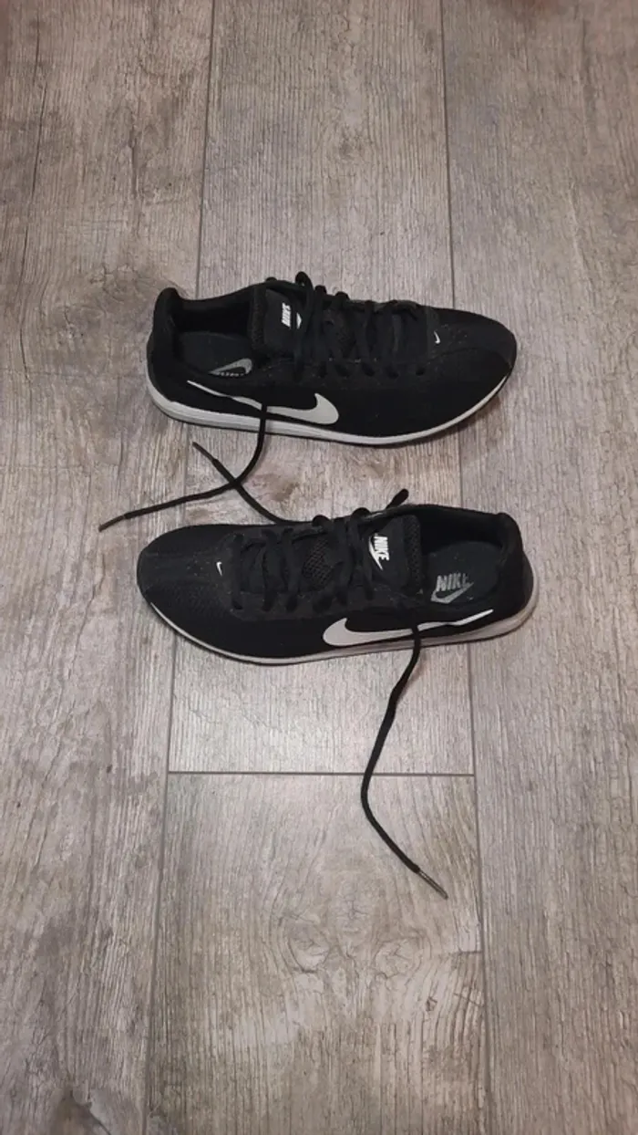 Basket Nike Pre-Love 38.5 - photo numéro 3