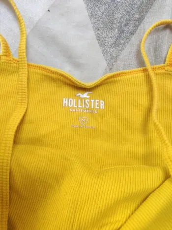 Crop top Hollister Jaune