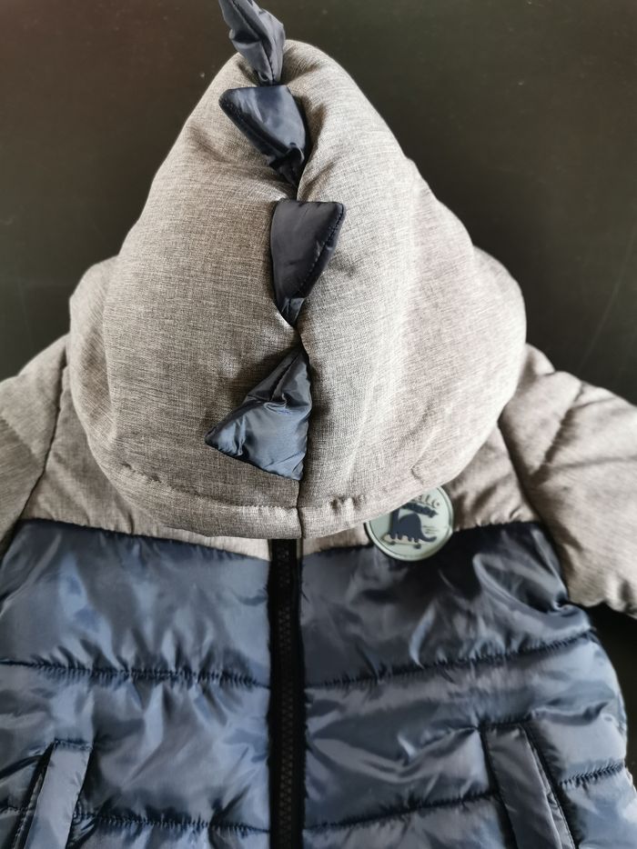 Manteau/doudoune  "Dino"_ garçon_ 12mois - photo numéro 2