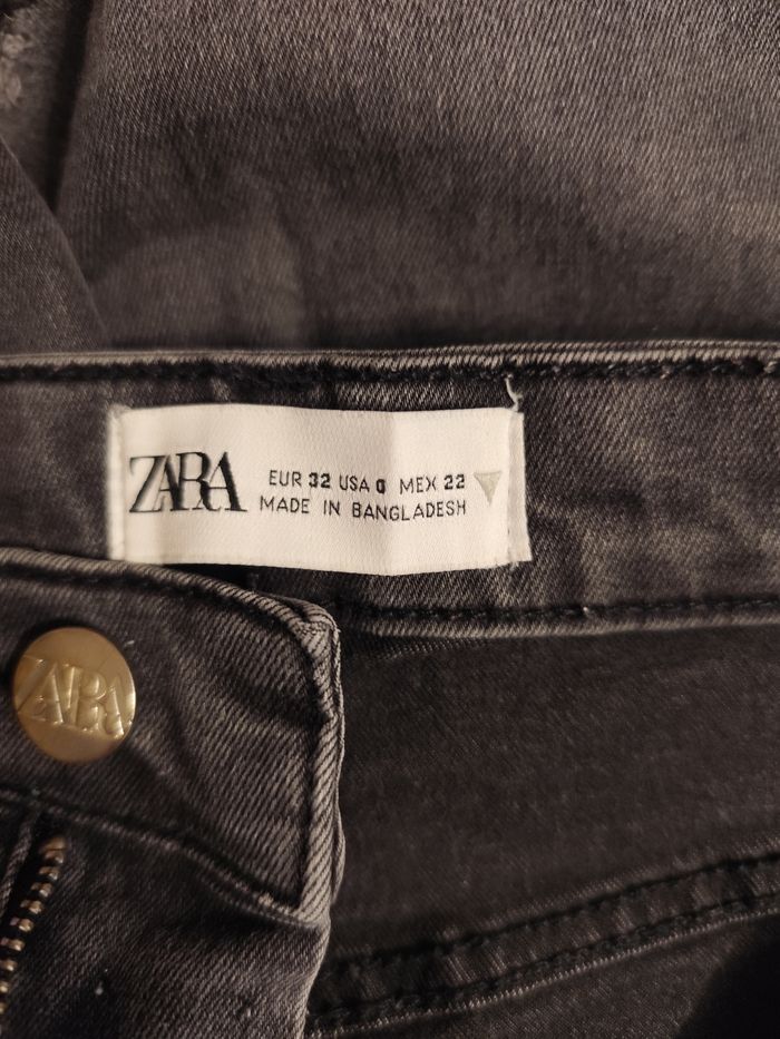 Jean troué noir Zara - photo numéro 3