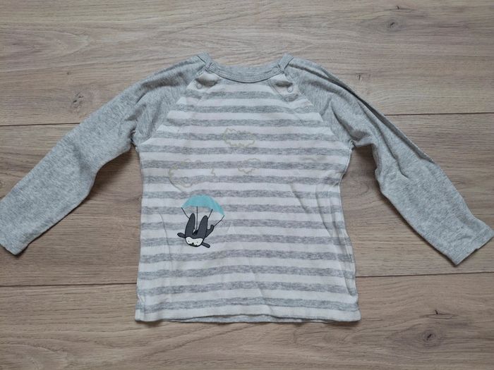 Lot de 2 tee shirt manche longue 24 mois - photo numéro 2