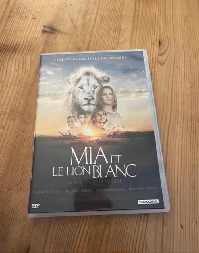 Mia et le lion blanc