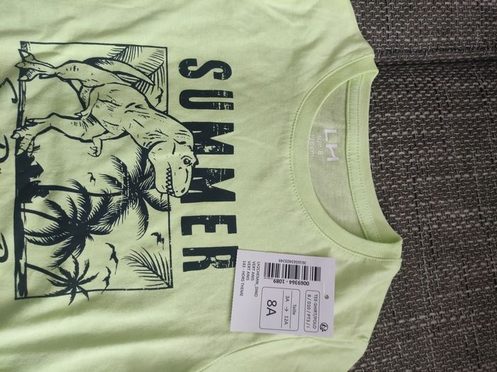 Tee Shirt neuf - photo numéro 2