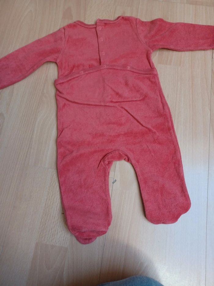 Pyjama 6 mois - photo numéro 3
