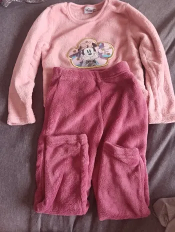 Pyjama Minnie taille 6 ans