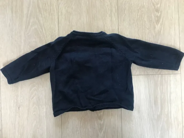 Gilet bleu marine 6 mois - photo numéro 2