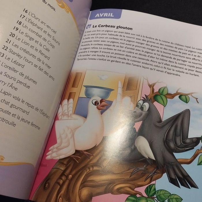 Livre enfant 365 fables et histoires d'animaux - photo numéro 4