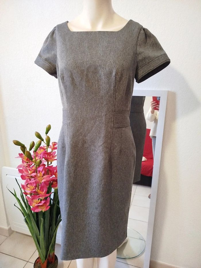 Robe cintrée gris chiné classique - photo numéro 3