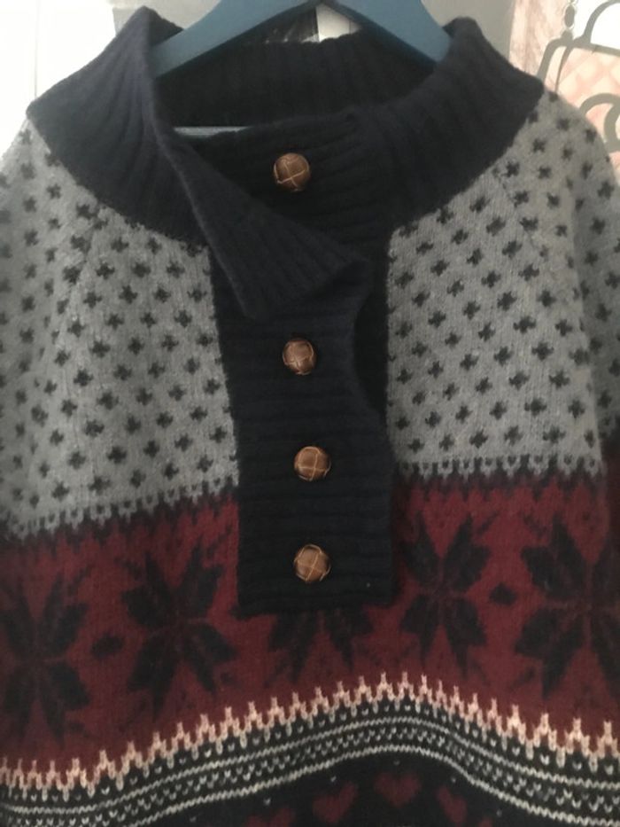Poncho noël 🎄 maille M Avant Première - photo numéro 3