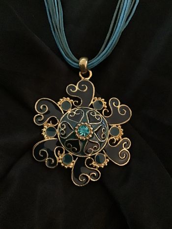 Joli collier vintage