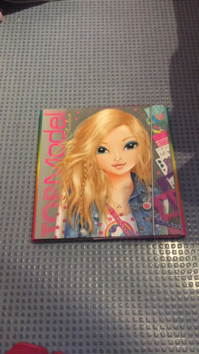 Coffret/livre top model