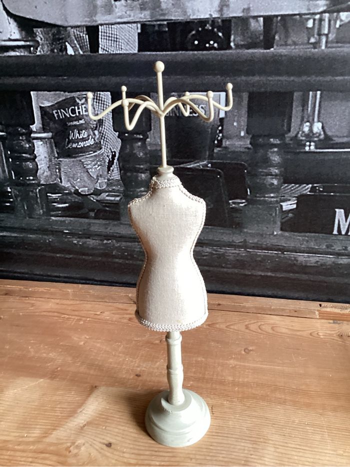 Porte bijoux - photo numéro 4