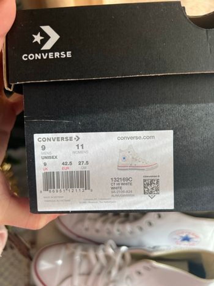 Converse - photo numéro 2