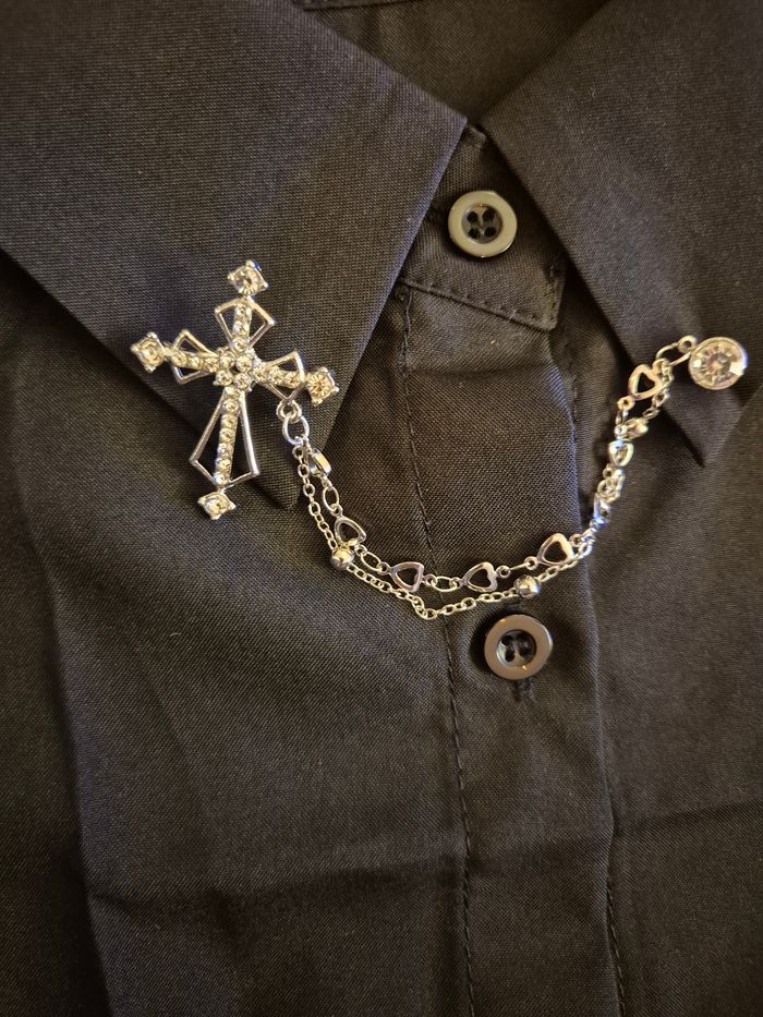 Broche de chemise ou de pantalon croix