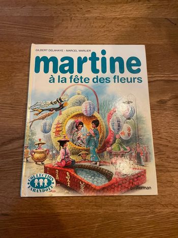 Livre Martine a la fête des fleurs