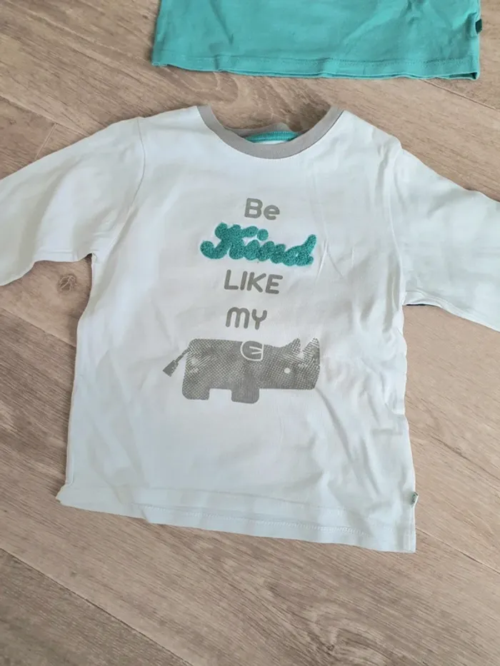 Lot de 5 tee-shirts 18 mois obaibi zara et autre - photo numéro 4
