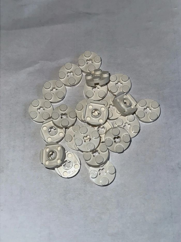 20 lego Plate, Round 2 x 2 with Axle Hole, ref 4032 White
