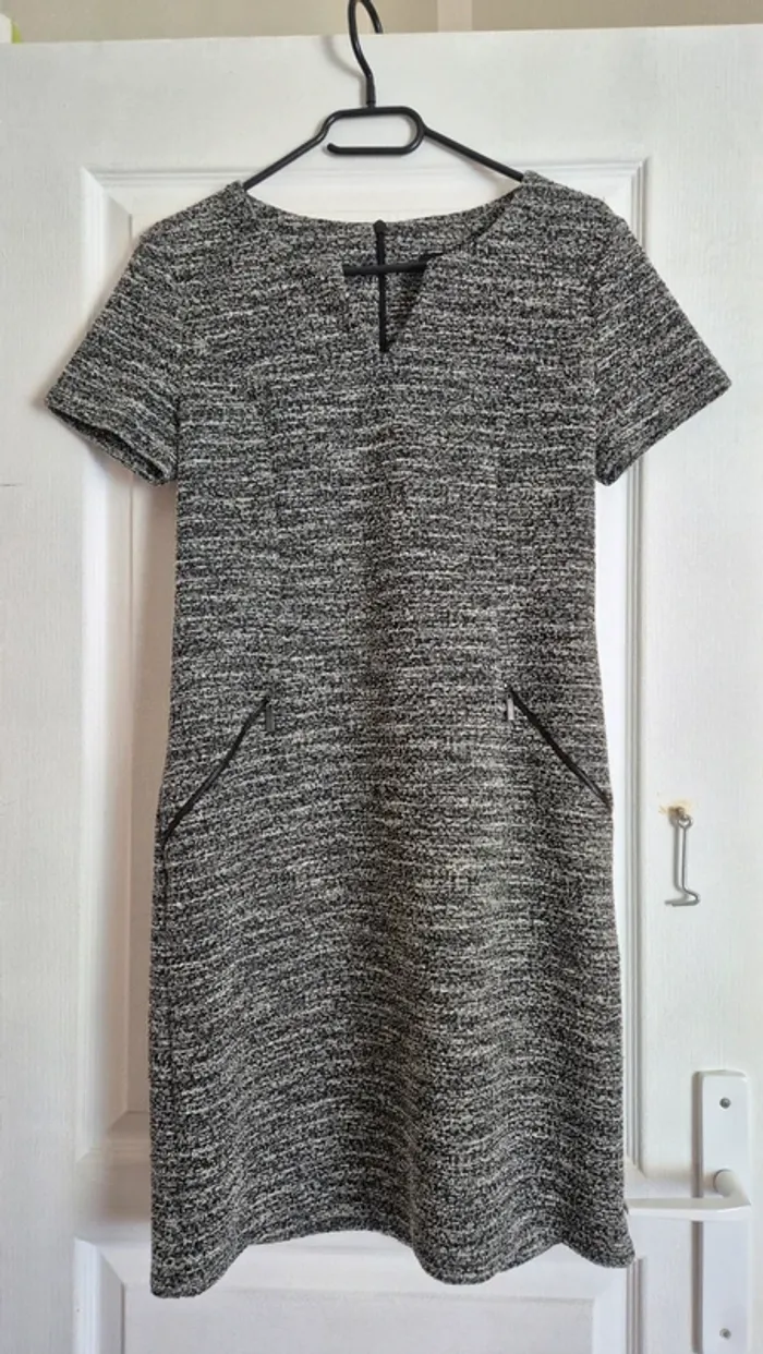 Robe chic
