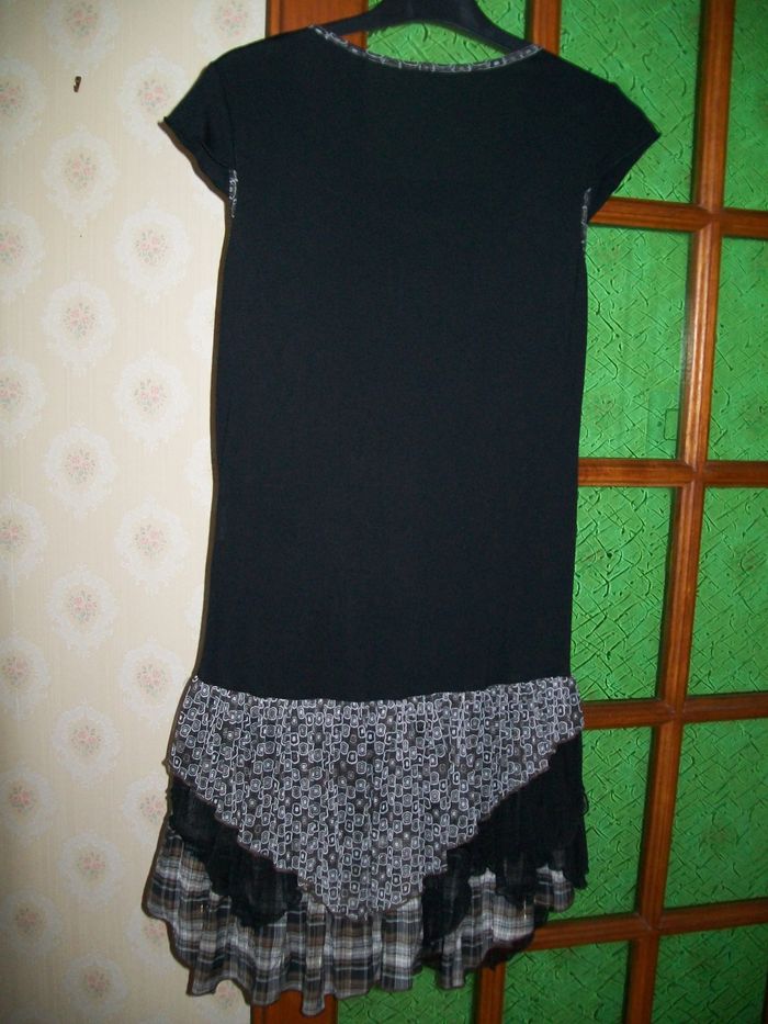 robe à volants taille 42 - photo numéro 4