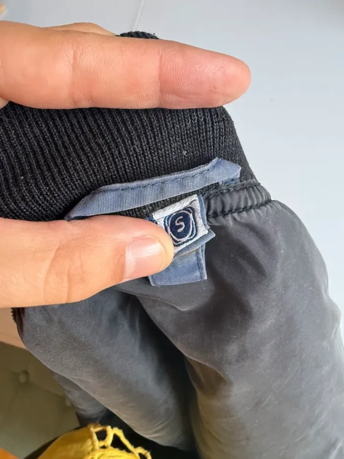 Veste sans manche matelassé en bon état taille S Rusty - photo numéro 6