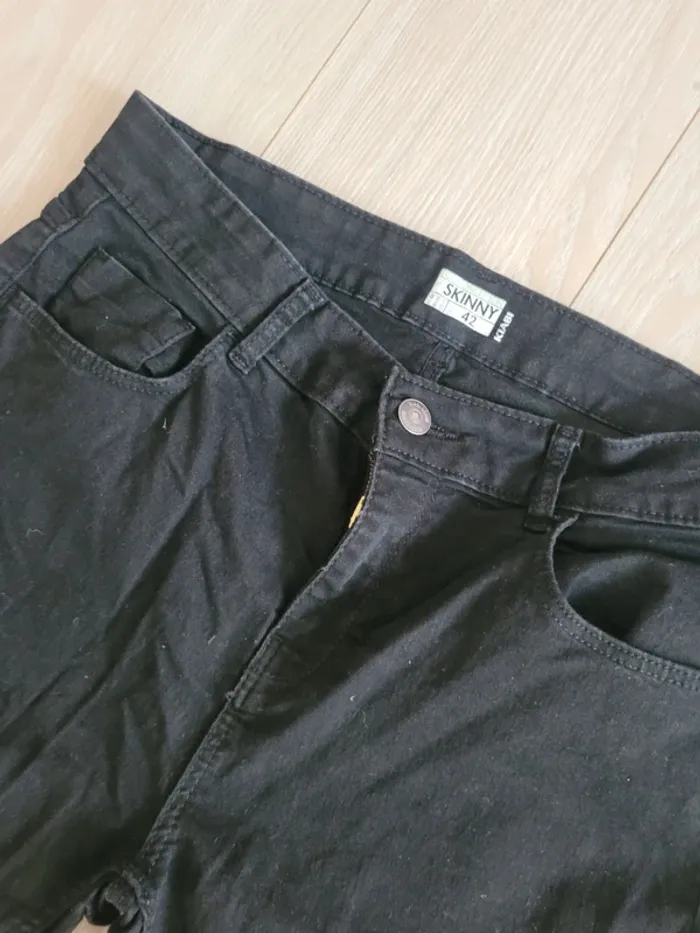 Jean kiabi skinny taille 42 - photo numéro 2