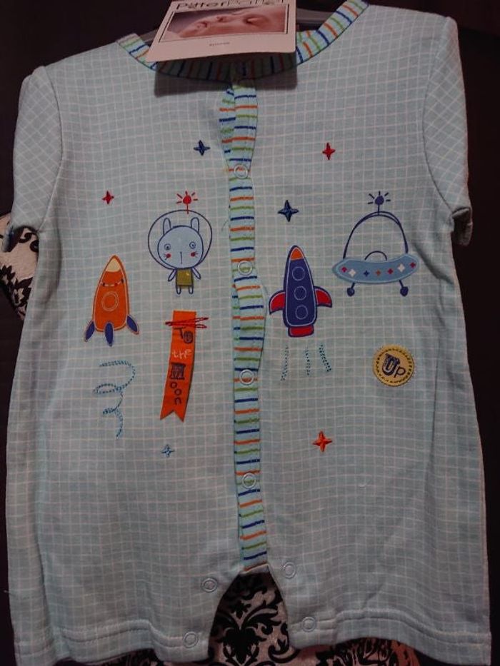 Barboteuse, neuve, 0/3 mois, Marque Pitter Patter