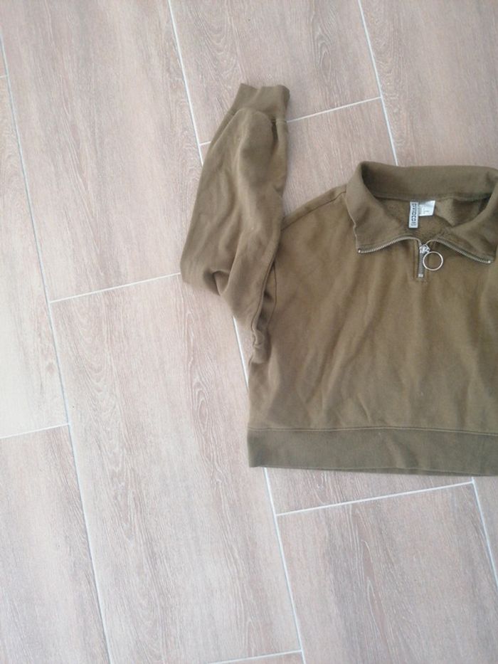 Pull court femme taille S divided - photo numéro 2