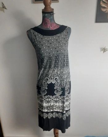 Robe mi longue imprimé 36 S
