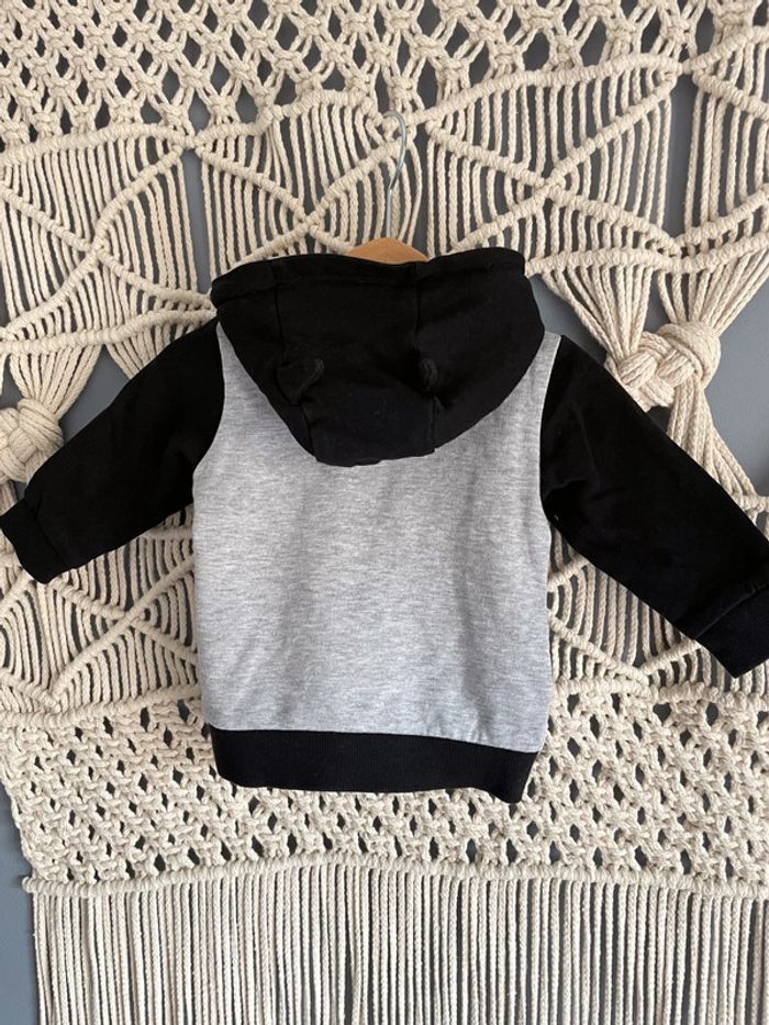 Gilet bébé t.4-6m - photo numéro 2