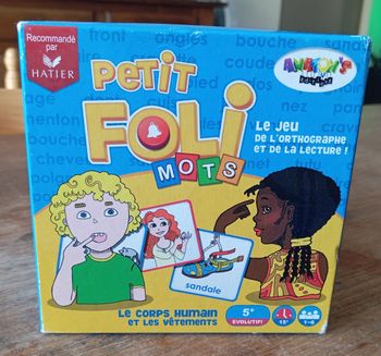Petit folimots le corps humain et les vêtements