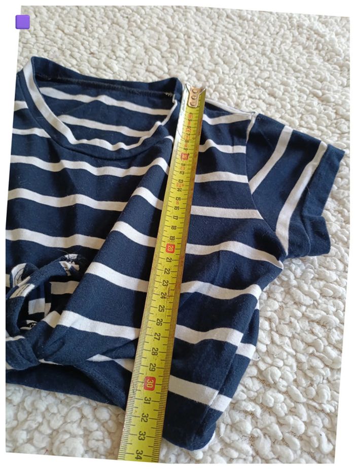 Haut rayé bleu marine noué devant mignon rayures crop top - photo numéro 3