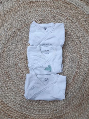 Lot de 3 bodies Kiabi 1 mois